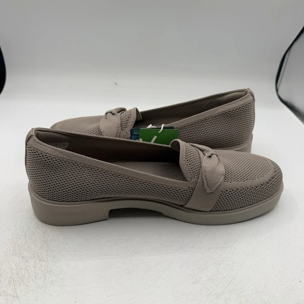Skechers Cleo Taylor Desire Loafers Womens Sz 10 Taupe Tan Slip On Shoes 159029